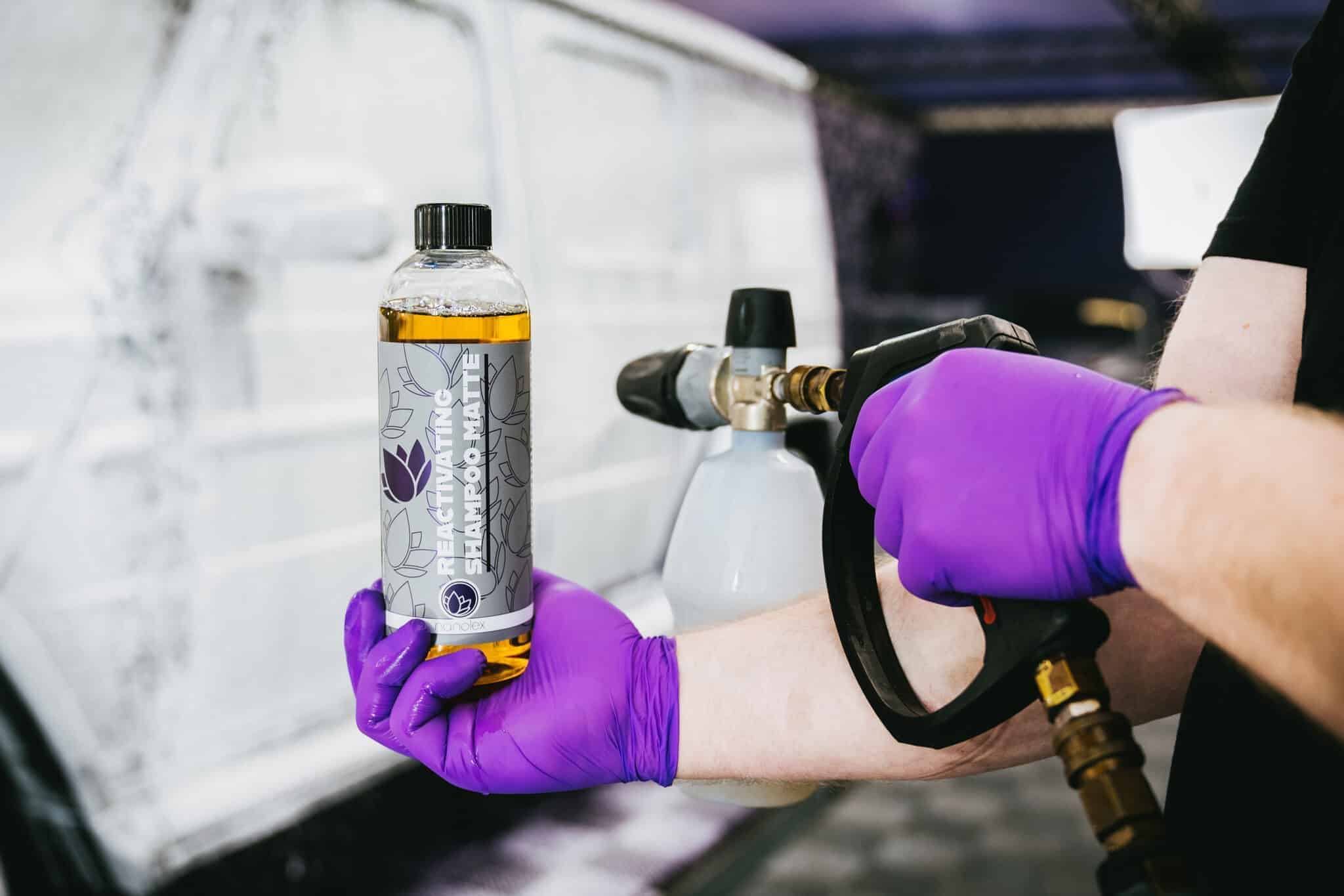 nanolex matte reactivating shampoo application